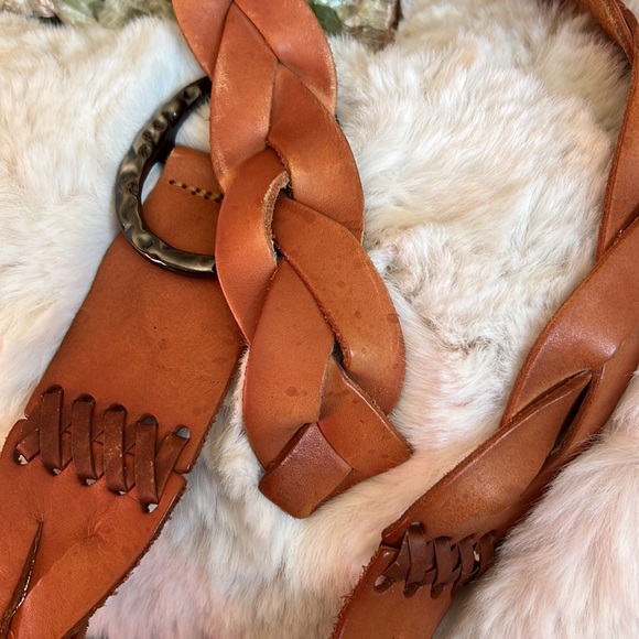 Leather belt - Picture 4 of 6